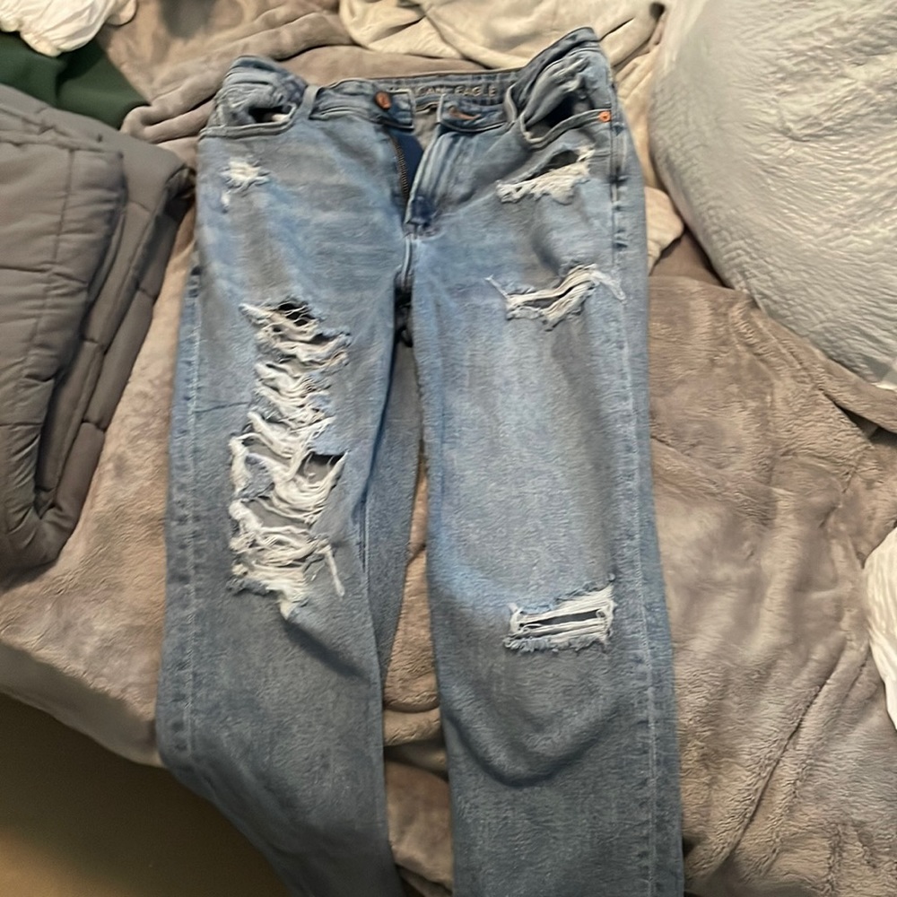 American Eagle ripped jeans